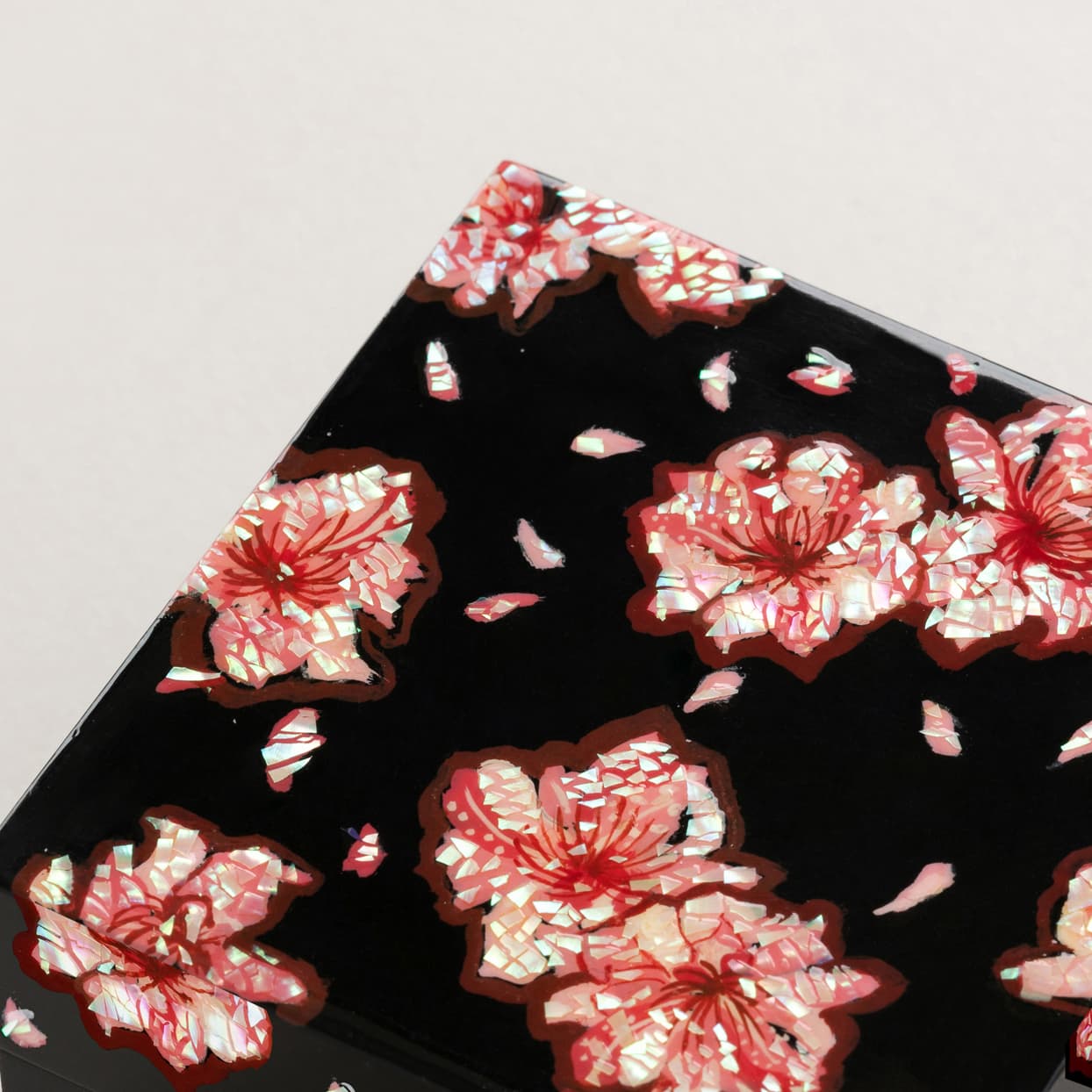 Nacre Jewel Box _The scent of cherry blossoms 4