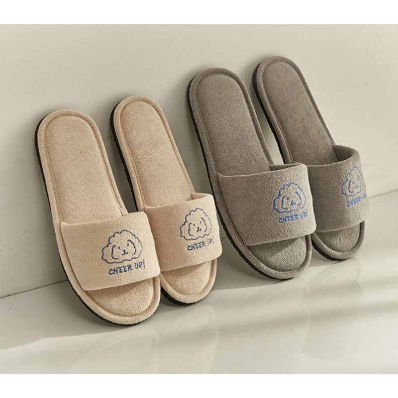 DECOVIEW/ Bbogeulie Poodle Embroidery Indoor Shoes
