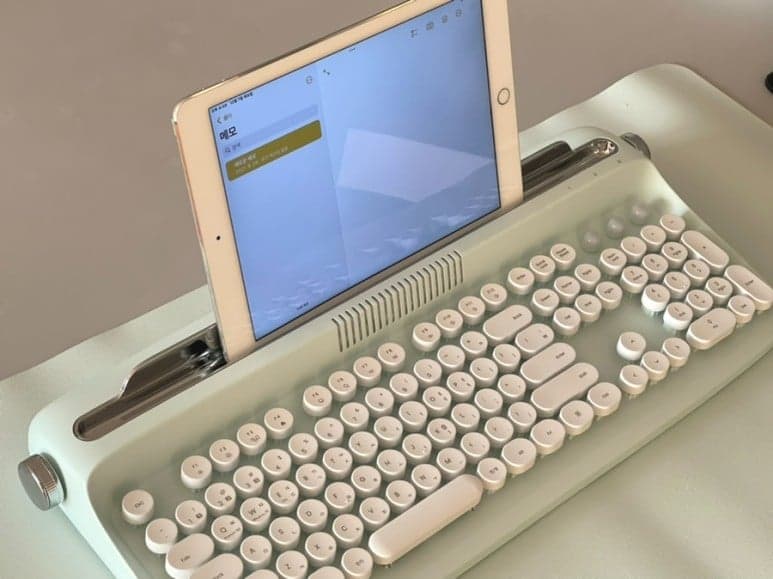 [ACTTO] B503 Korean Keyboard Retro Bluetooth Keyboard 5 Colors 2