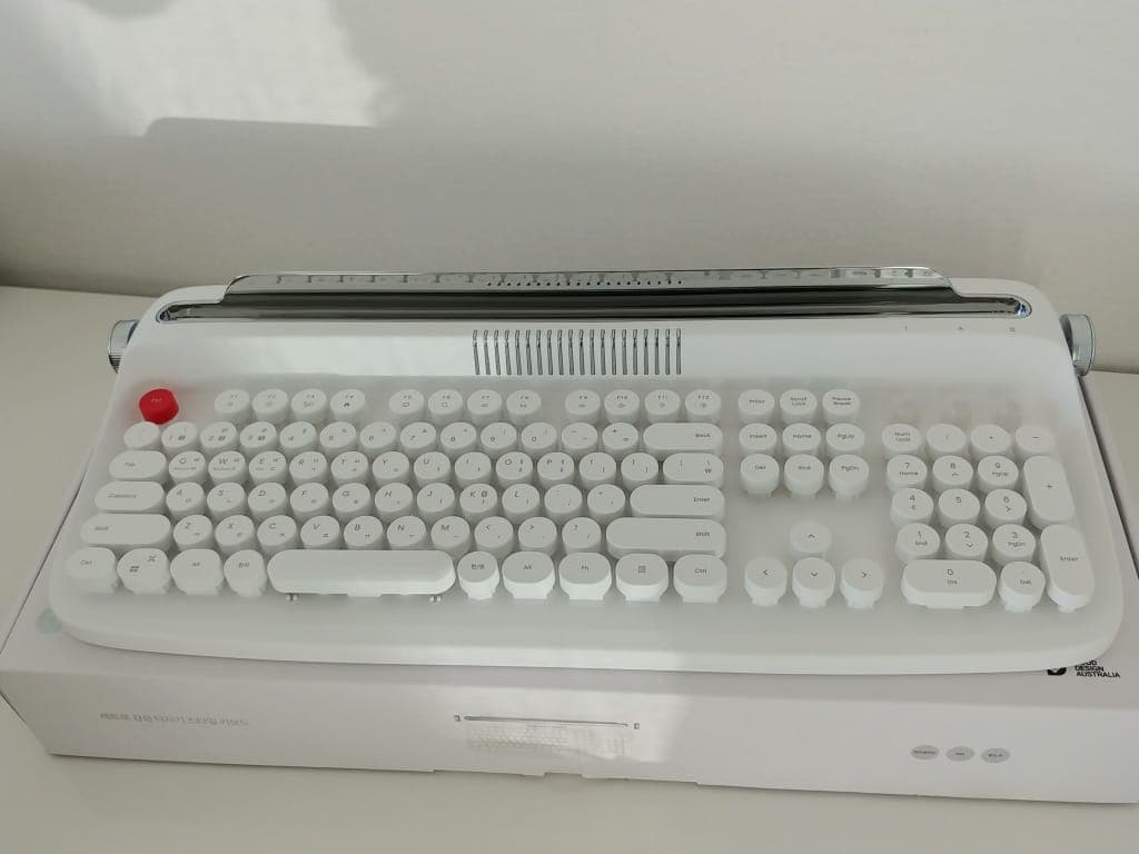 [ACTTO] B503 Korean Keyboard Retro Bluetooth Keyboard 5 Colors 4