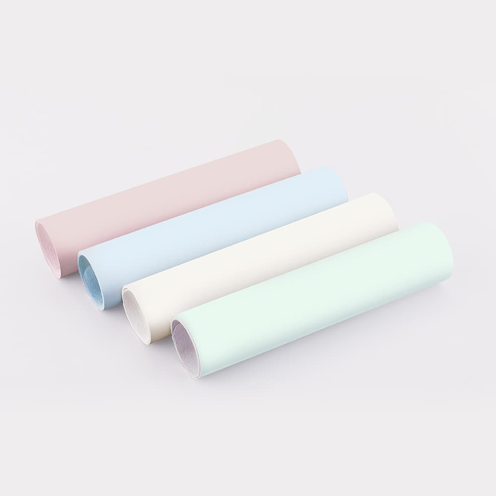 [Actto] MP-54 Milky desk pad that goes well with retro keyboards