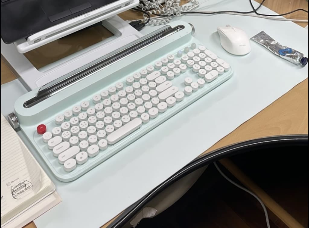 [ACTTO] B505 Korean Keyboard Retro Bluetooth Keyboard 5 Colors 3