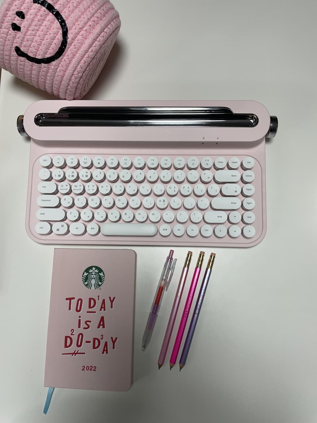 [ACTTO] B305 Korean Keyboard Retro Bluetooth Keyboard 5 Colors 3