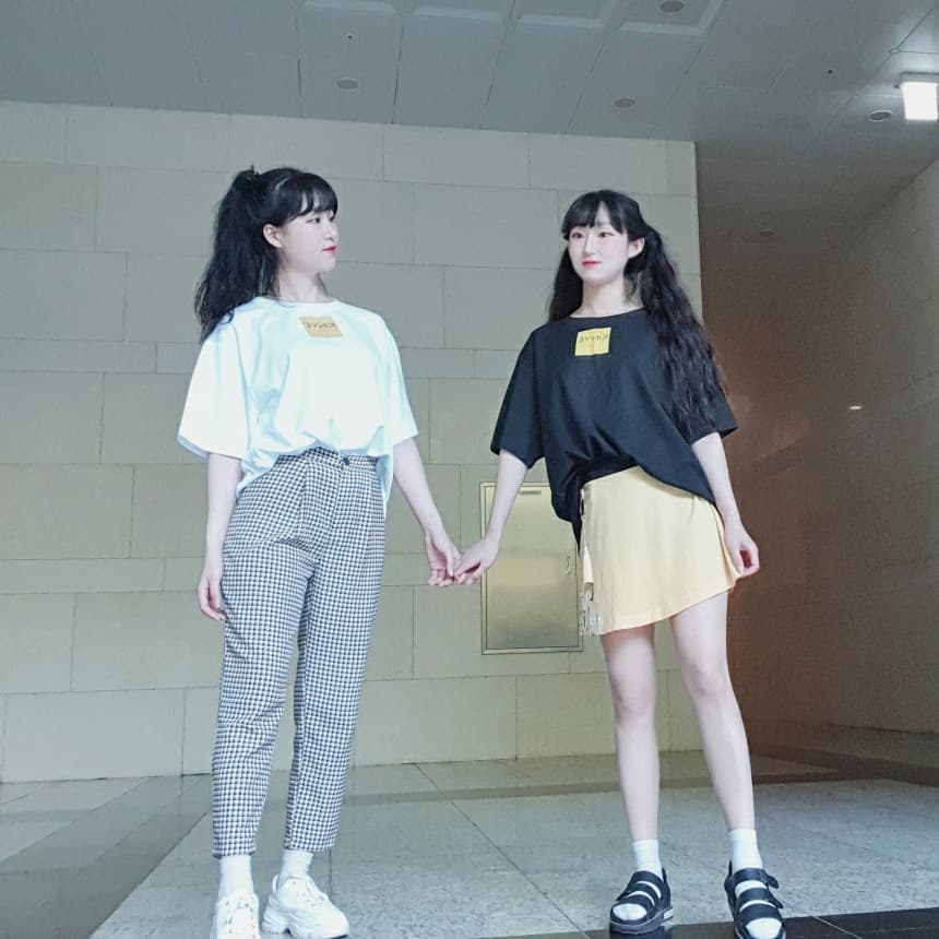 (KINYE_T) KINYE's logo t-shirt - White 6